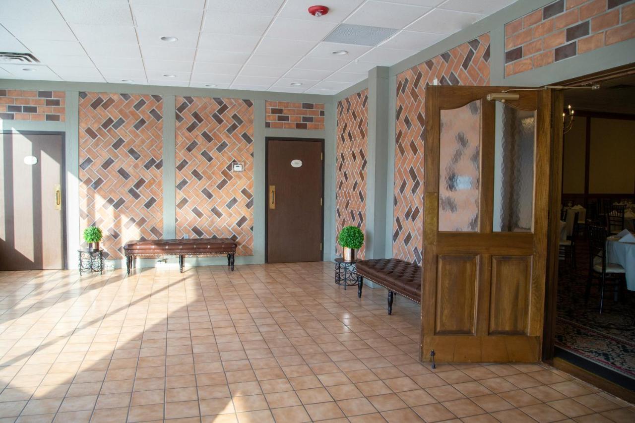 Hotel The Stables & 3*